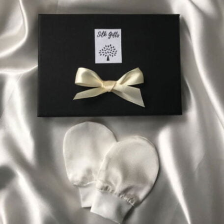 Silk-Baby-Mittens-in-Gift-Box