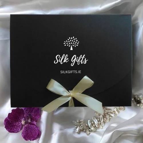 Silk Gifts Luxury Box with Ribbon