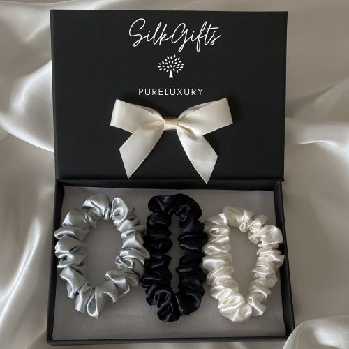 Silk-Scrunchies-silver-black-white-in-gift-box.