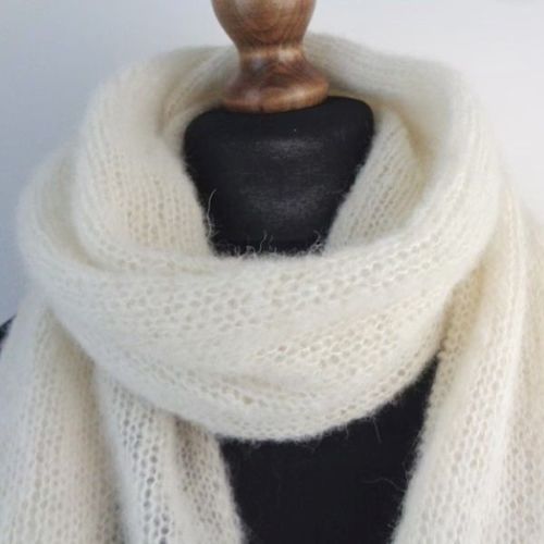 Luxury-Soft-white-Alpaca-Wool-Silk-scarves-Ireland-Silk-Gifts-Collection